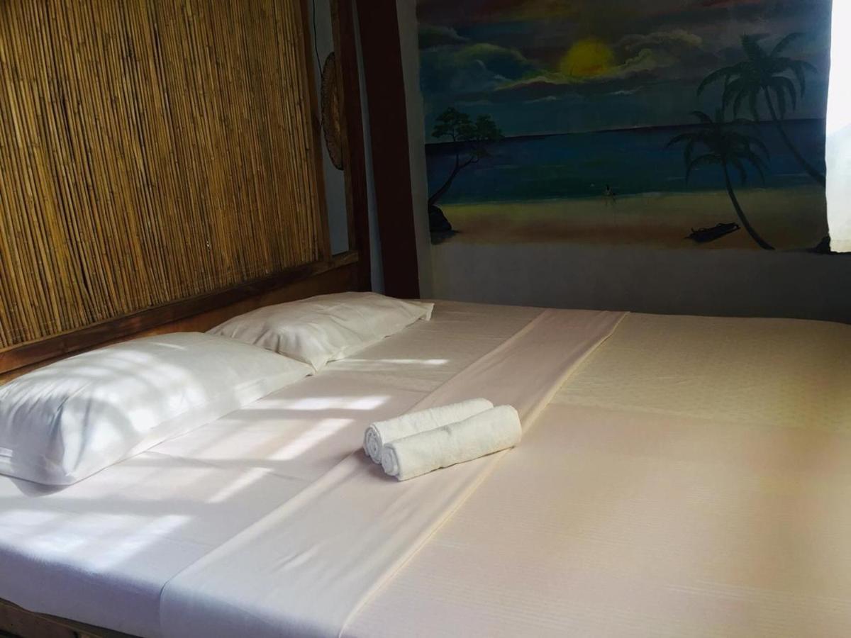 Carabao Guest House San Jose  Eksteriør billede